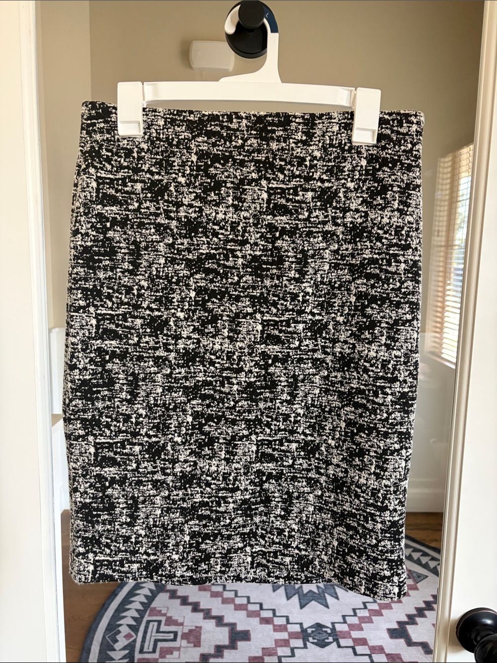 Philosophy Black and White Tweed-Effect Pencil Skirt